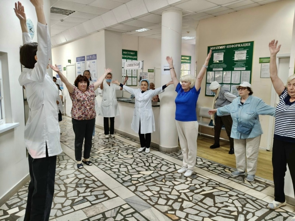 Как провести День пожилого человека ярко и полезно